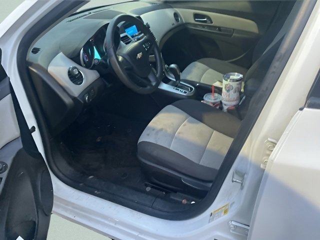 Used 2016 Chevrolet Cruze LS image 17