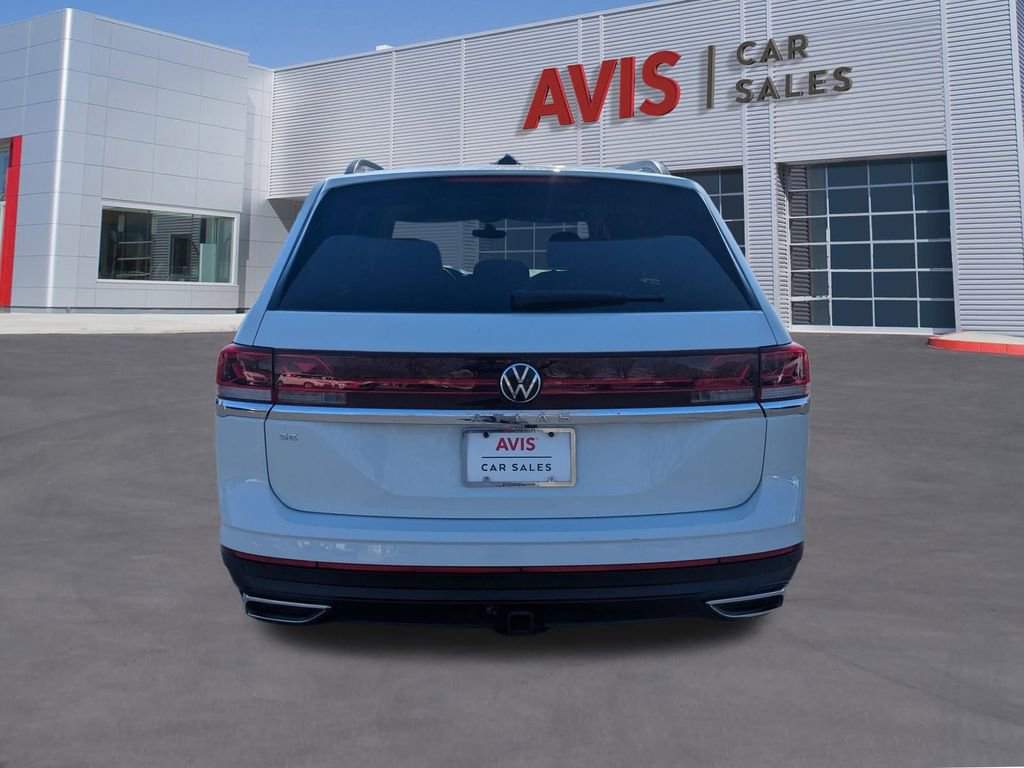 Used 2025 Volkswagen Atlas SE image 7