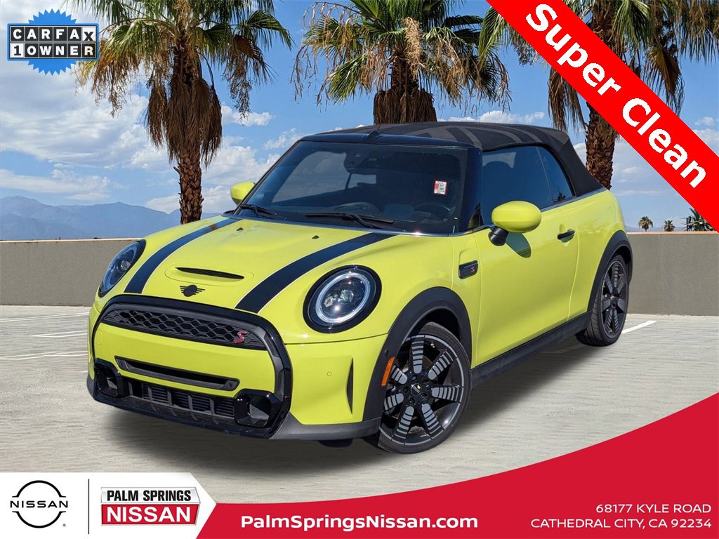 Used 2022 MINI Cooper S w/ Driver Assistance Package image 1