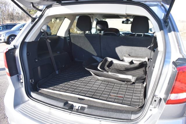 Used 2019 Dodge Journey SE w/ Premium Group image 16