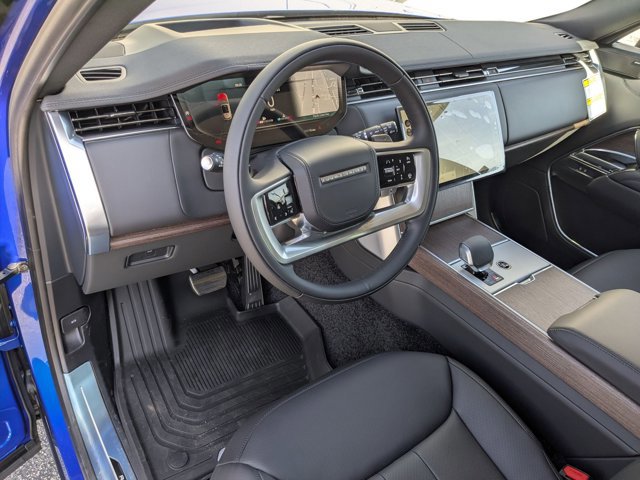 New 2026 Land Rover Range Rover SE image 3