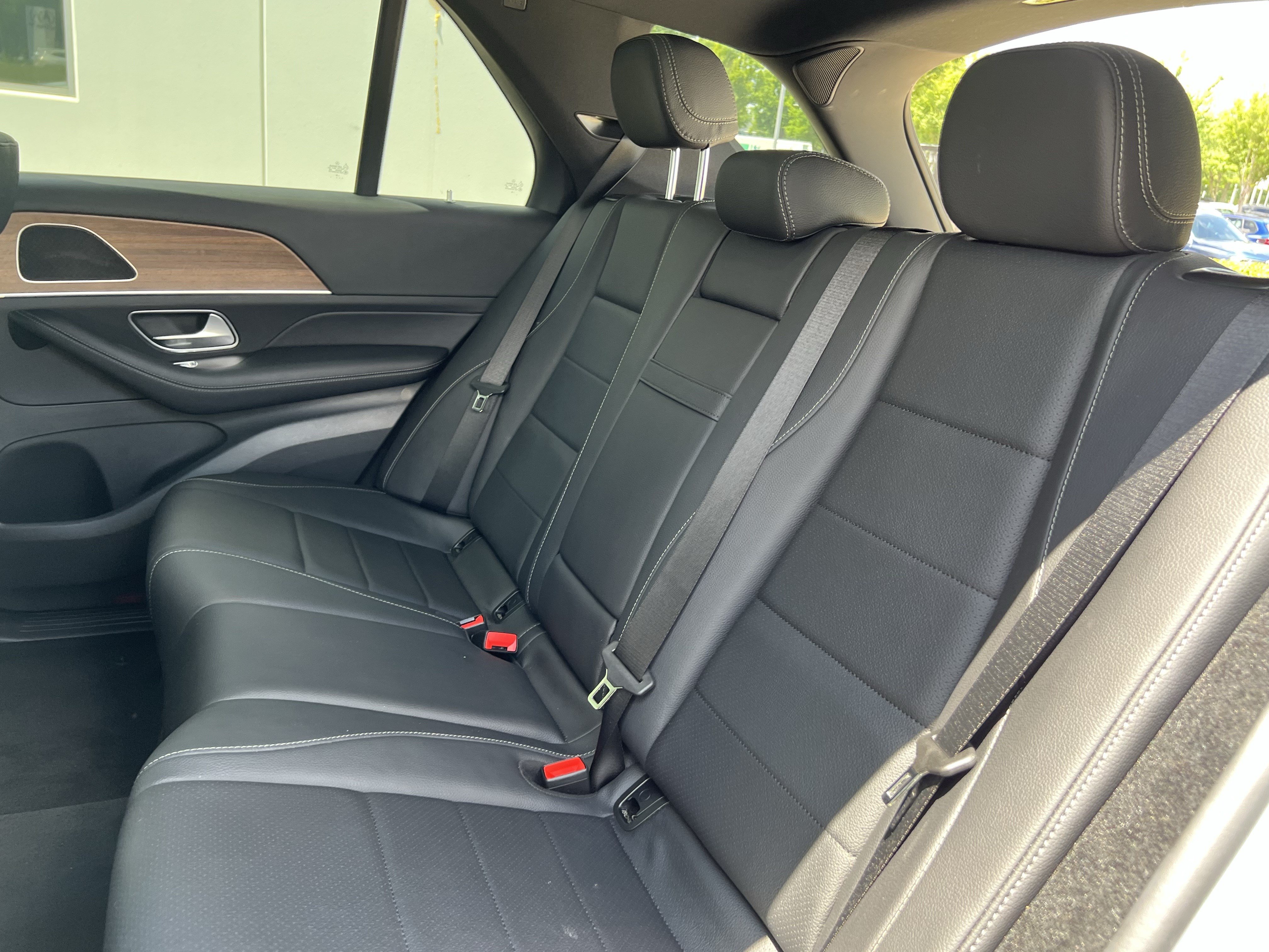 Certified 2025 Mercedes-Benz GLE 350 4MATIC image 32