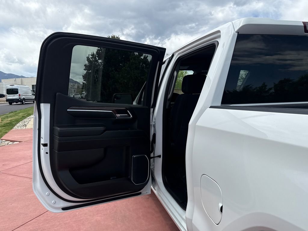 Used 2024 GMC Sierra 1500 Elevation AWD/4WD image 17