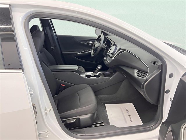Certified 2024 Chevrolet Malibu LT image 9