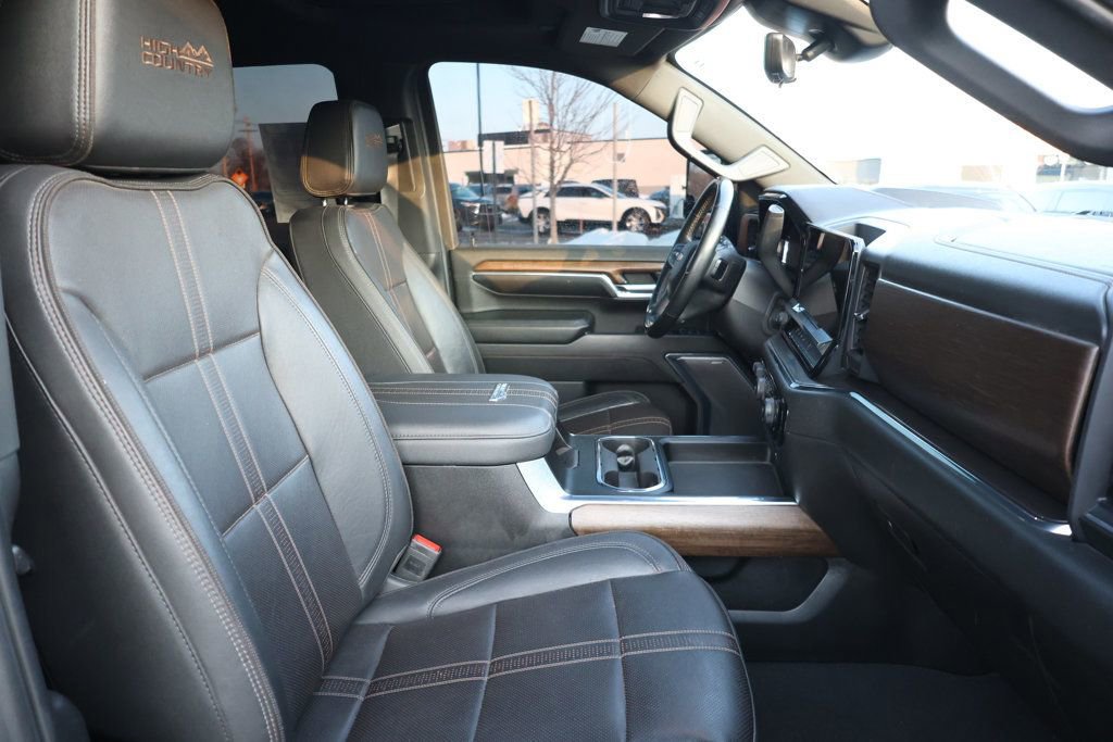 Used 2024 Chevrolet Silverado 3500 High Country w/ High Country Premium Package image 25
