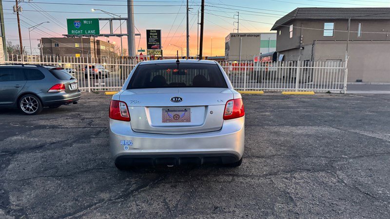 Used 2010 Kia Rio LX image 8
