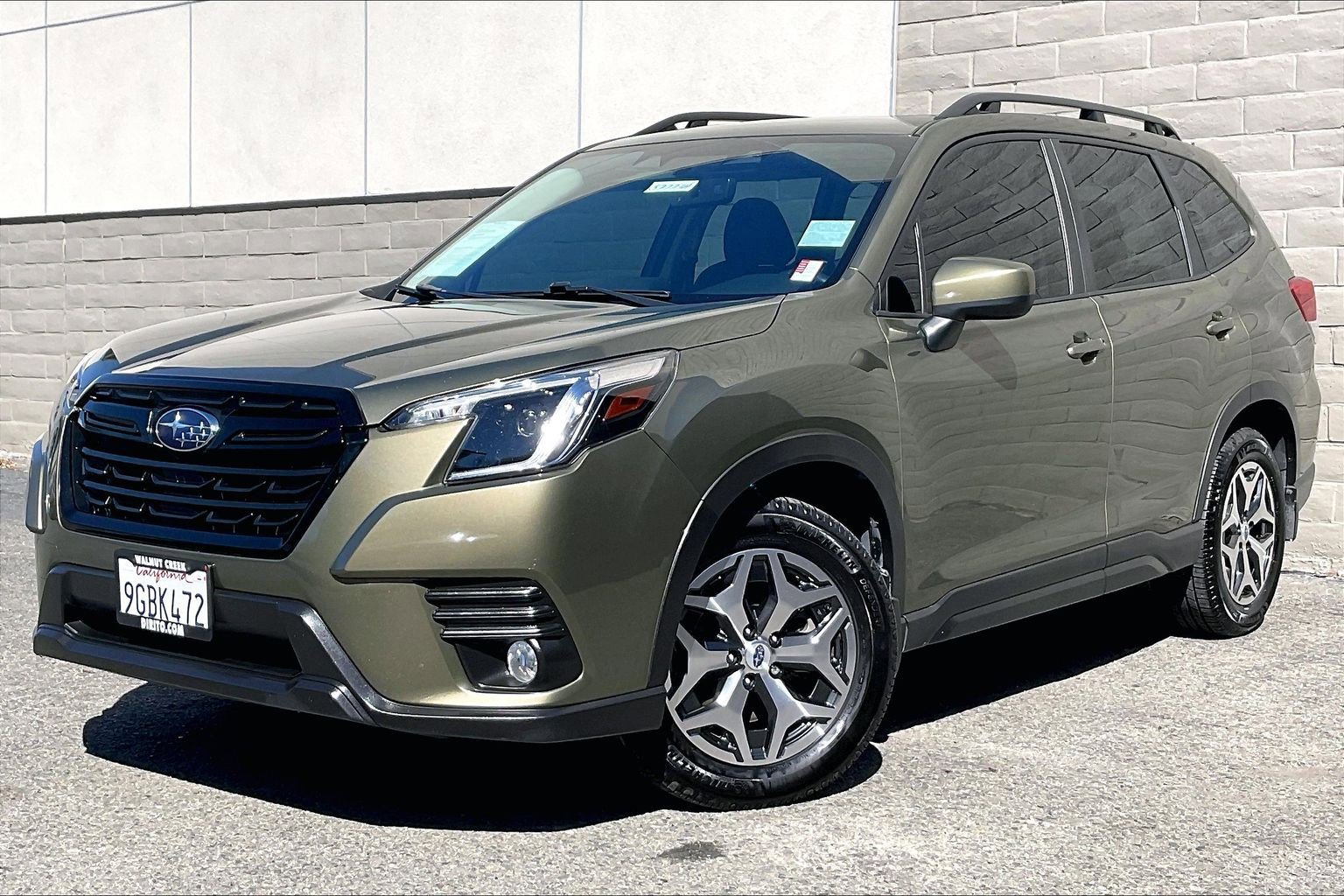 Used 2023 Subaru Forester Premium image 12