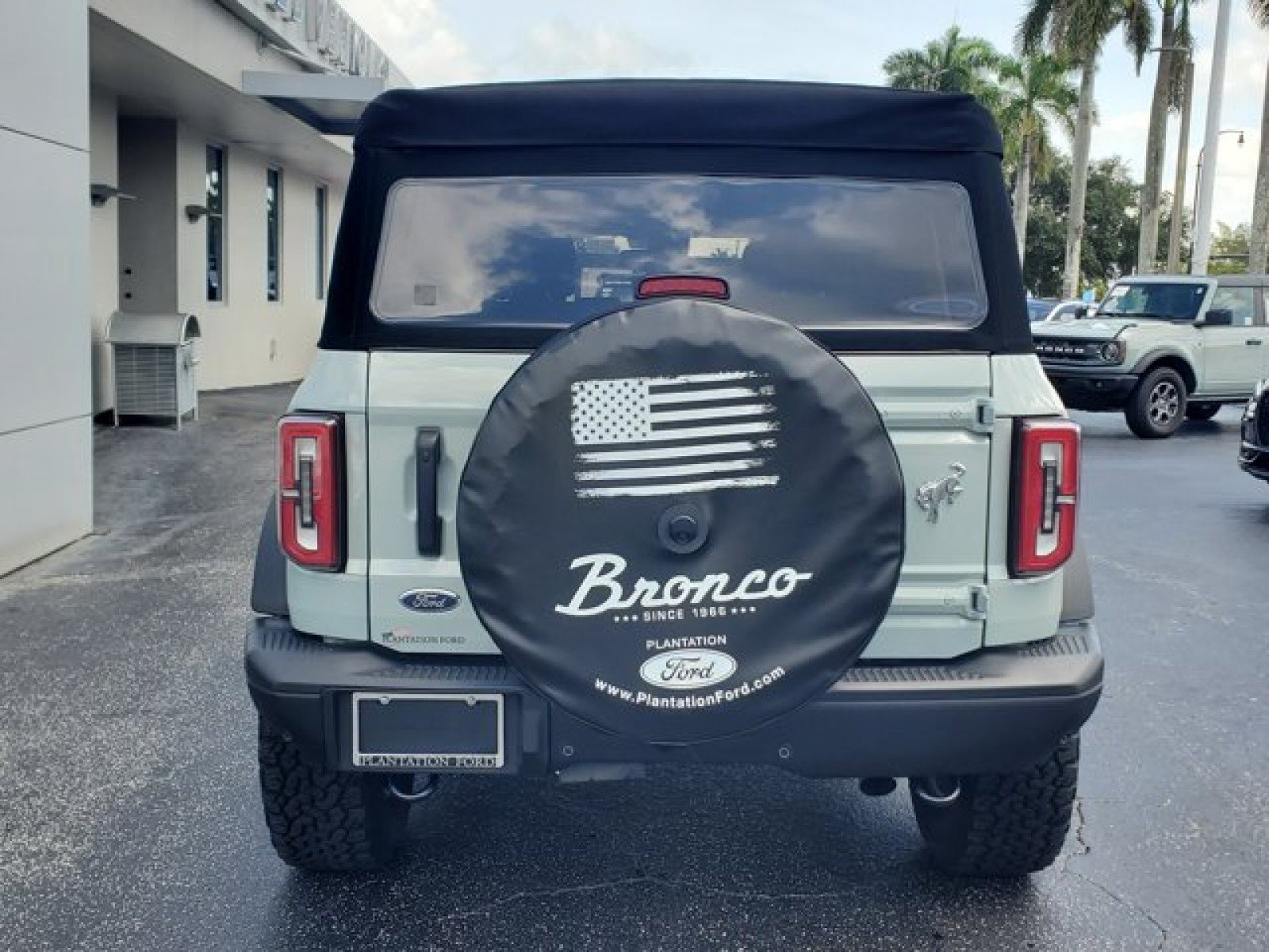 Used 2024 Ford Bronco Badlands AWD/4WD image 6