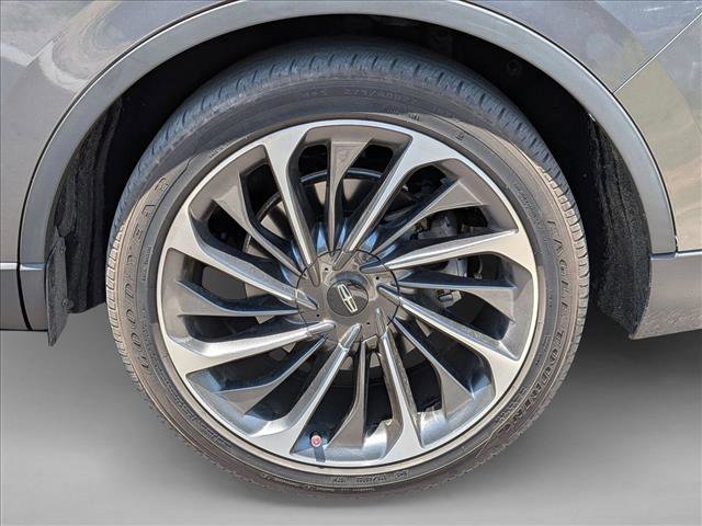 Used 2022 Lincoln Aviator Reserve w/ Equipment Group 201A RWD image 3