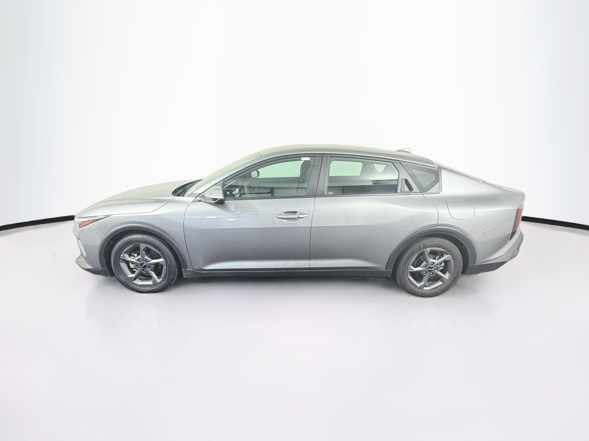 Used 2025 Kia K4 FWD image 4