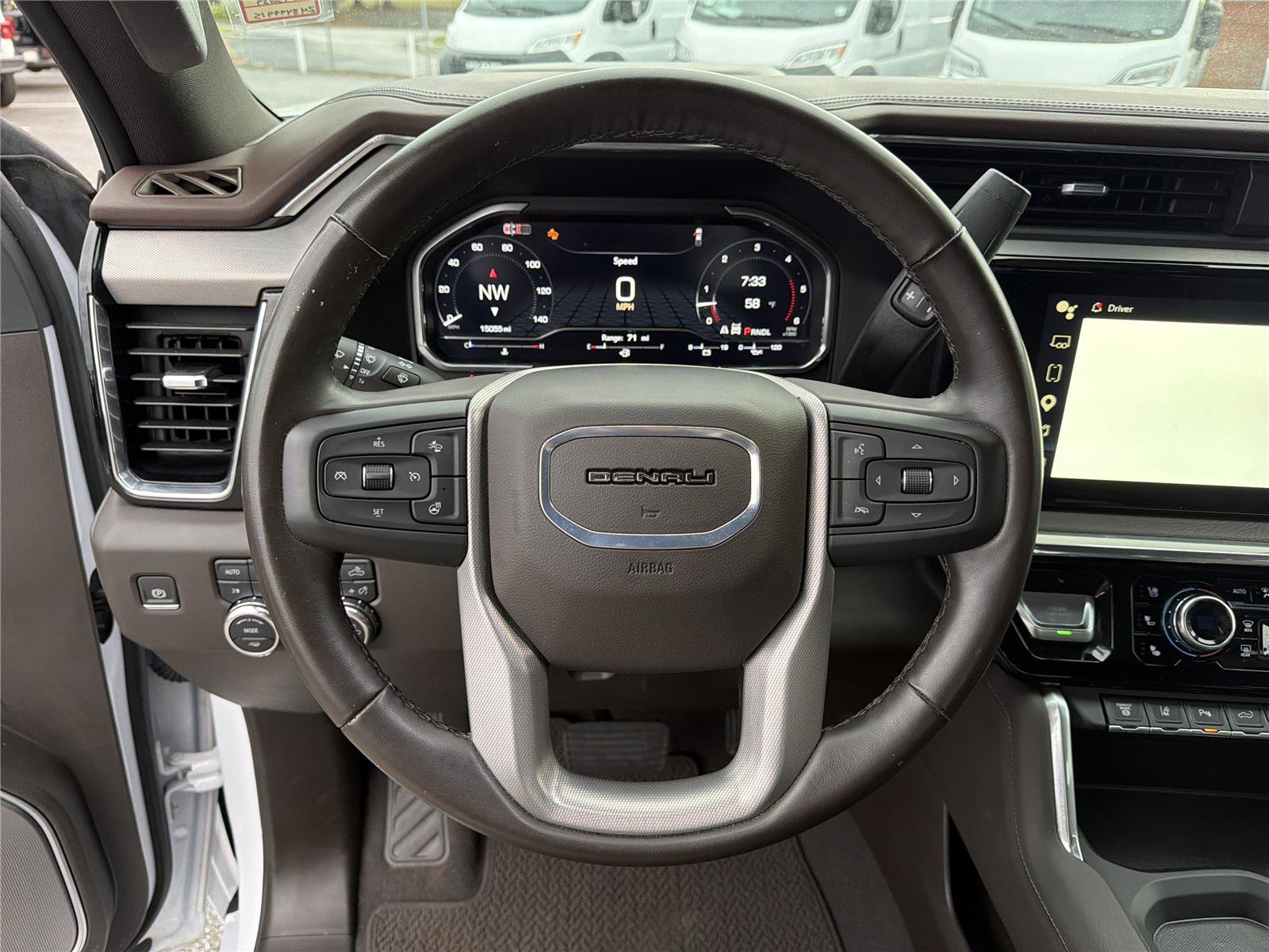 Used 2024 GMC Sierra 2500 Denali w/ Denali Reserve Package AWD/4WD image 24