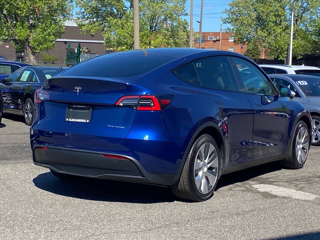 Used 2021 Tesla Model Y Long Range image 3