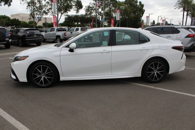 Certified 2024 Toyota Camry SE FWD image 6