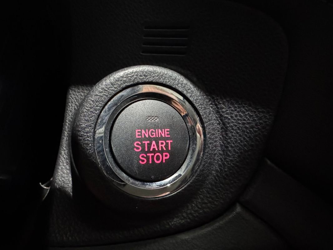 Used 2021 Subaru Outback Limited image 25