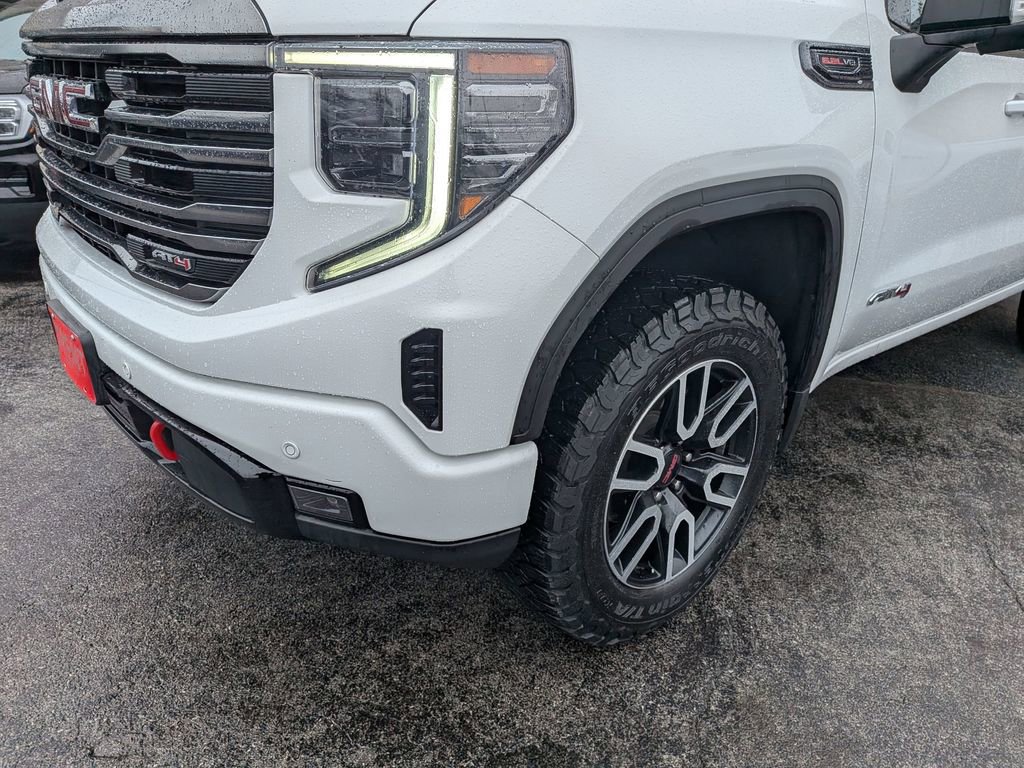Used 2023 GMC Sierra 1500 AT4 w/ AT4 Preferred Package image 8