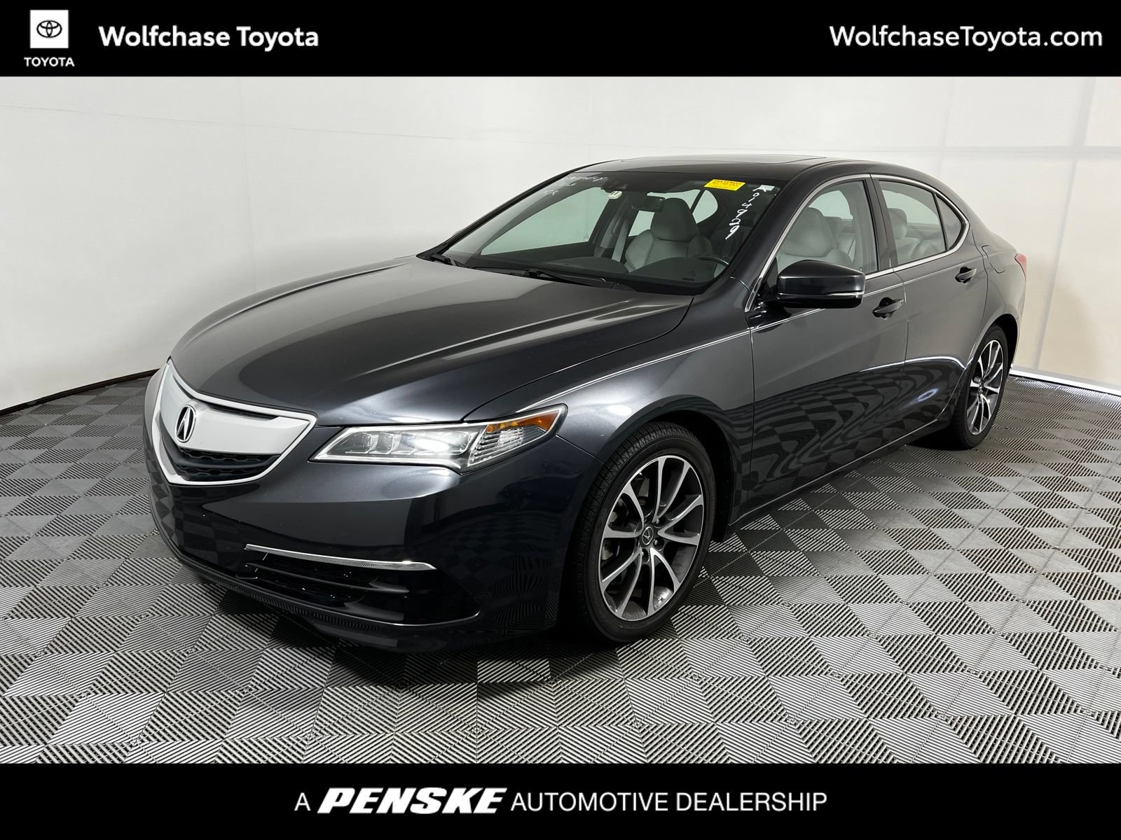 Used 2015 Acura TLX V6 w/ Technology Package FWD image 1