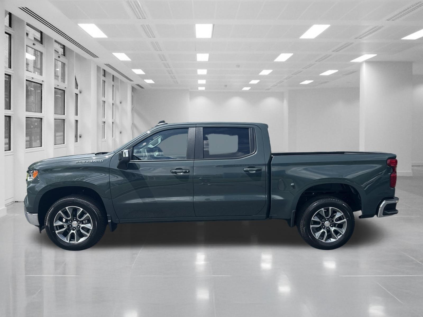 Certified 2026 Chevrolet Silverado 1500 LT RWD image 8