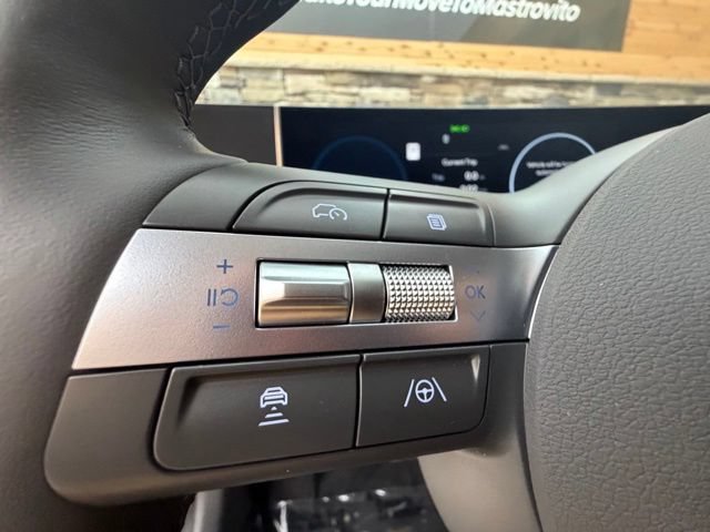 Used 2025 Hyundai Sonata Limited FWD image 26