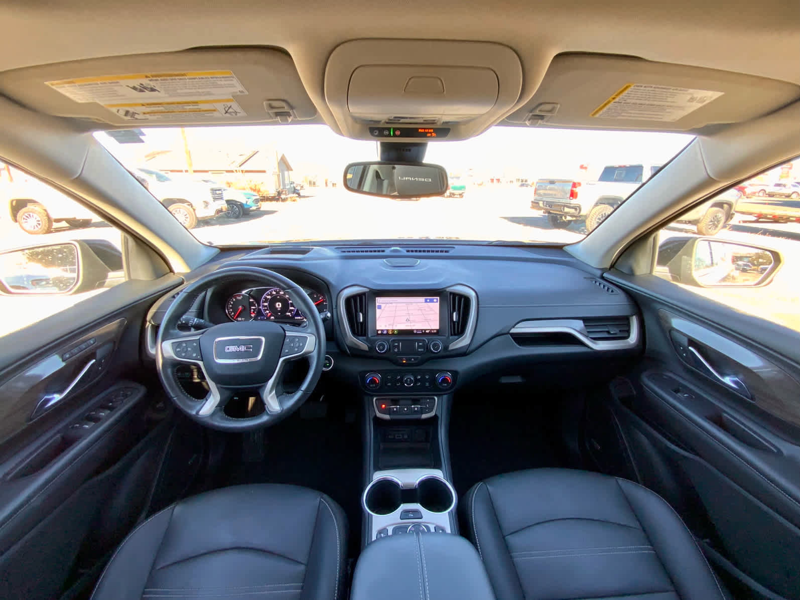 Used 2022 GMC Terrain Denali image 32