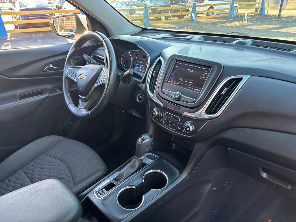 Used 2021 Chevrolet Equinox LT w/ Driver Convenience Package image 52