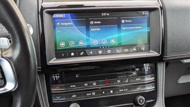 Used 2020 Jaguar F-PACE S image 20