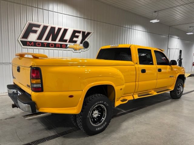 Used 2001 GMC Sierra 3500 4x4 Crew Cab w/ Off-Road Skid Plate Pkg image 9