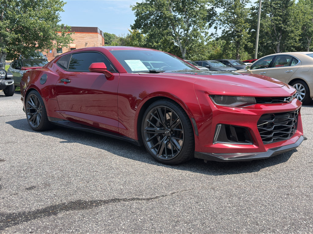 Used 2021 Chevrolet Camaro ZL1 RWD image 2