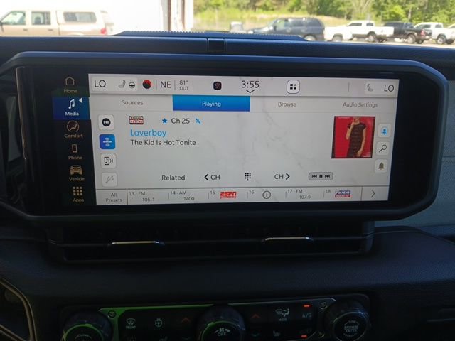 Used 2024 Jeep Wrangler Sport S image 40