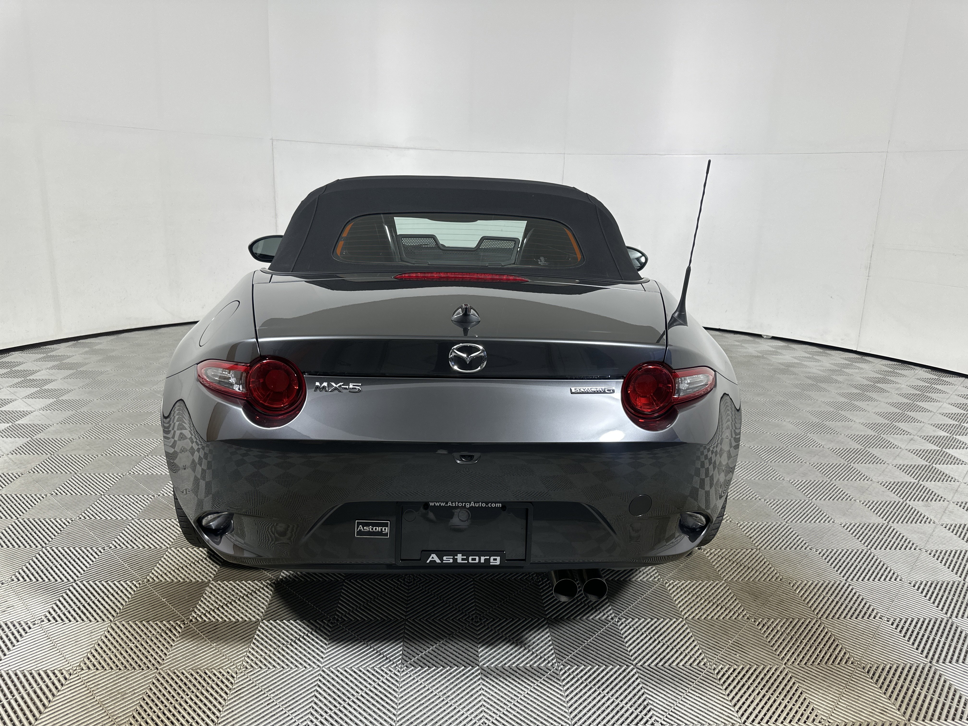 Used 2021 MAZDA MX-5 Miata Grand Touring image 6