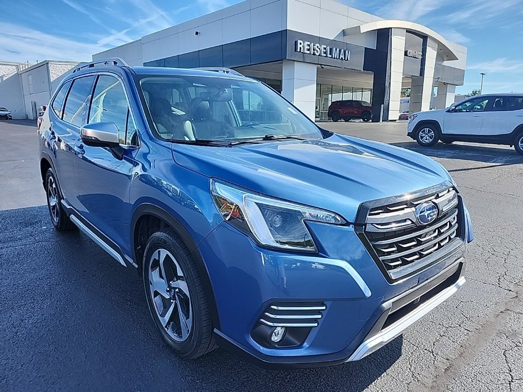 Used 2022 Subaru Forester Touring image 1