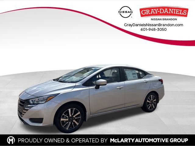 New 2025 Nissan Versa SV w/ Trunk Package