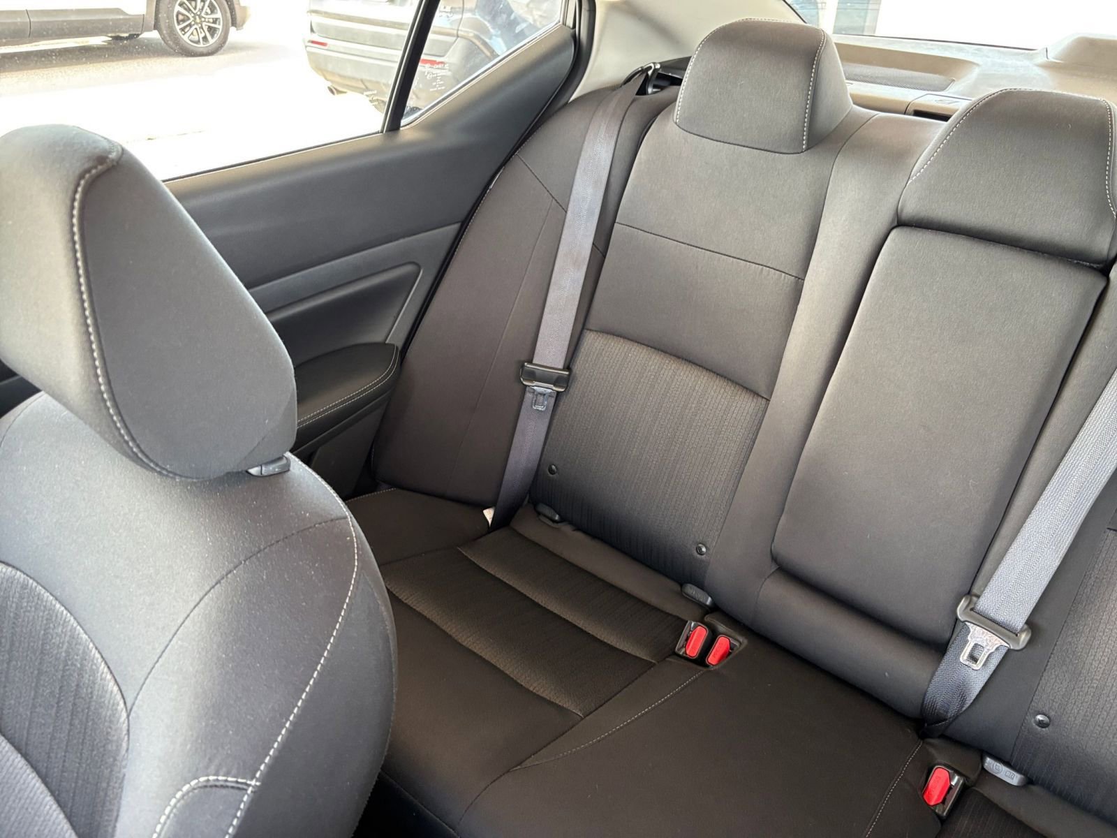 Used 2025 Nissan Altima 2.5 SV FWD image 40