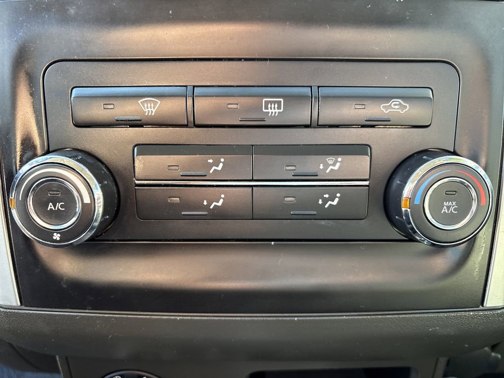 Used 2015 Nissan Xterra S w/ Value Package image 18