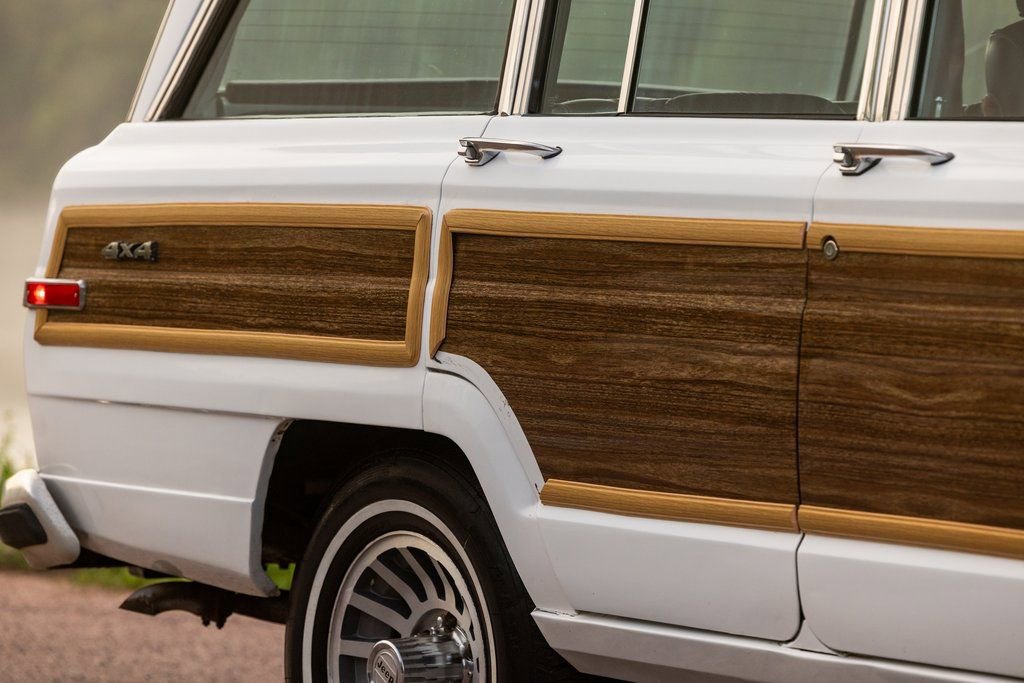 Used 1989 Jeep Grand Wagoneer AWD/4WD image 52
