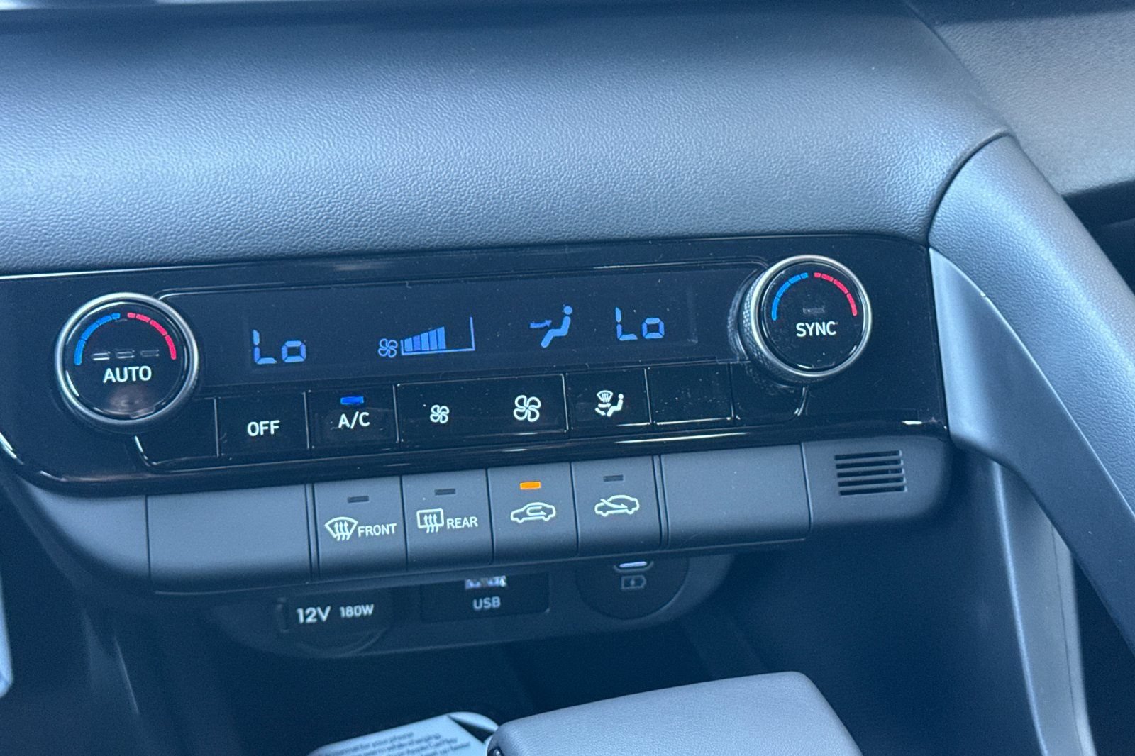 New 2026 Hyundai Elantra Sport FWD image 19