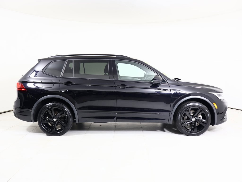 Used 2023 Volkswagen Tiguan SE R-Line image 19