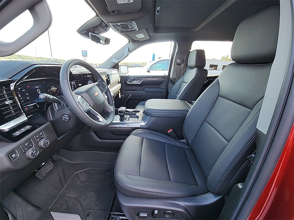 New 2026 Chevrolet Silverado 1500 LTZ w/ Technology Package image 17