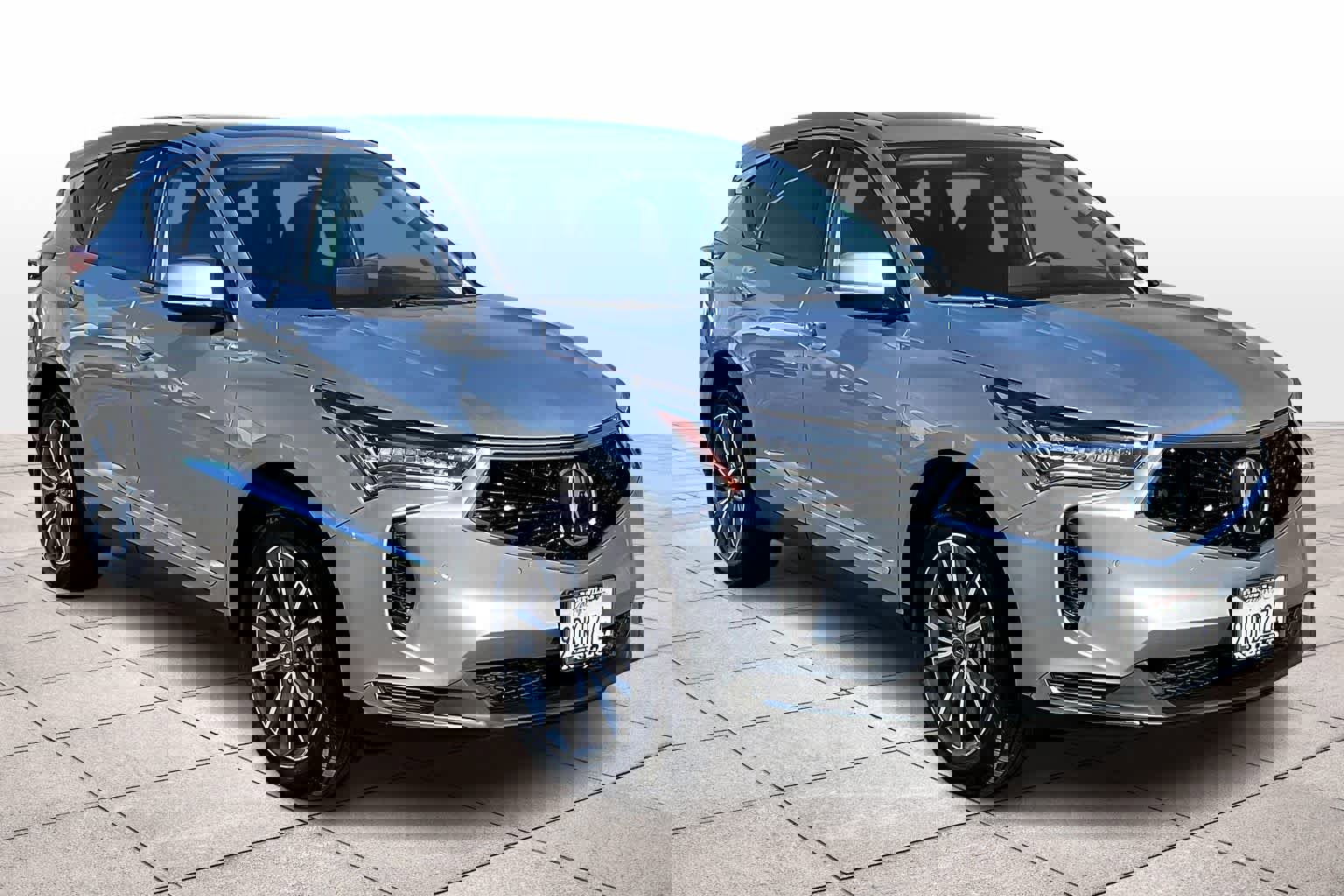 Used 2022 Acura RDX AWD w/ Technology Package image 2