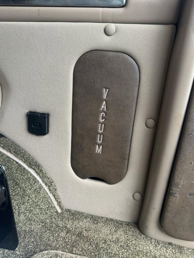 Used 2015 Chevrolet Express 2500 image 22