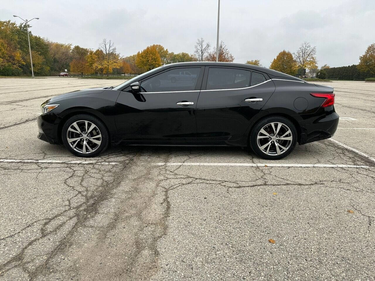 Used 2016 Nissan Maxima 3.5 SV image 2