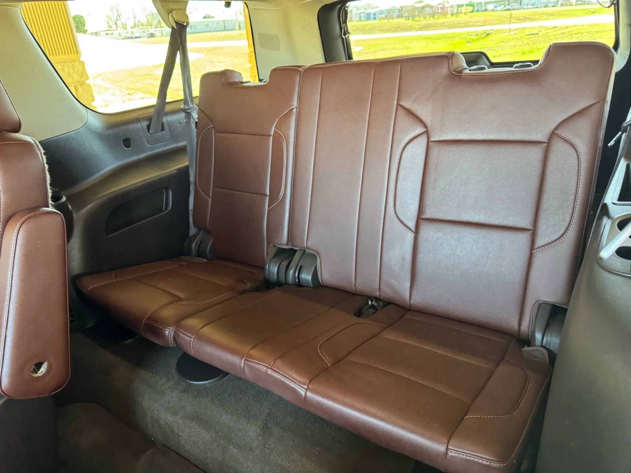 Used 2018 Chevrolet Suburban Premier image 22