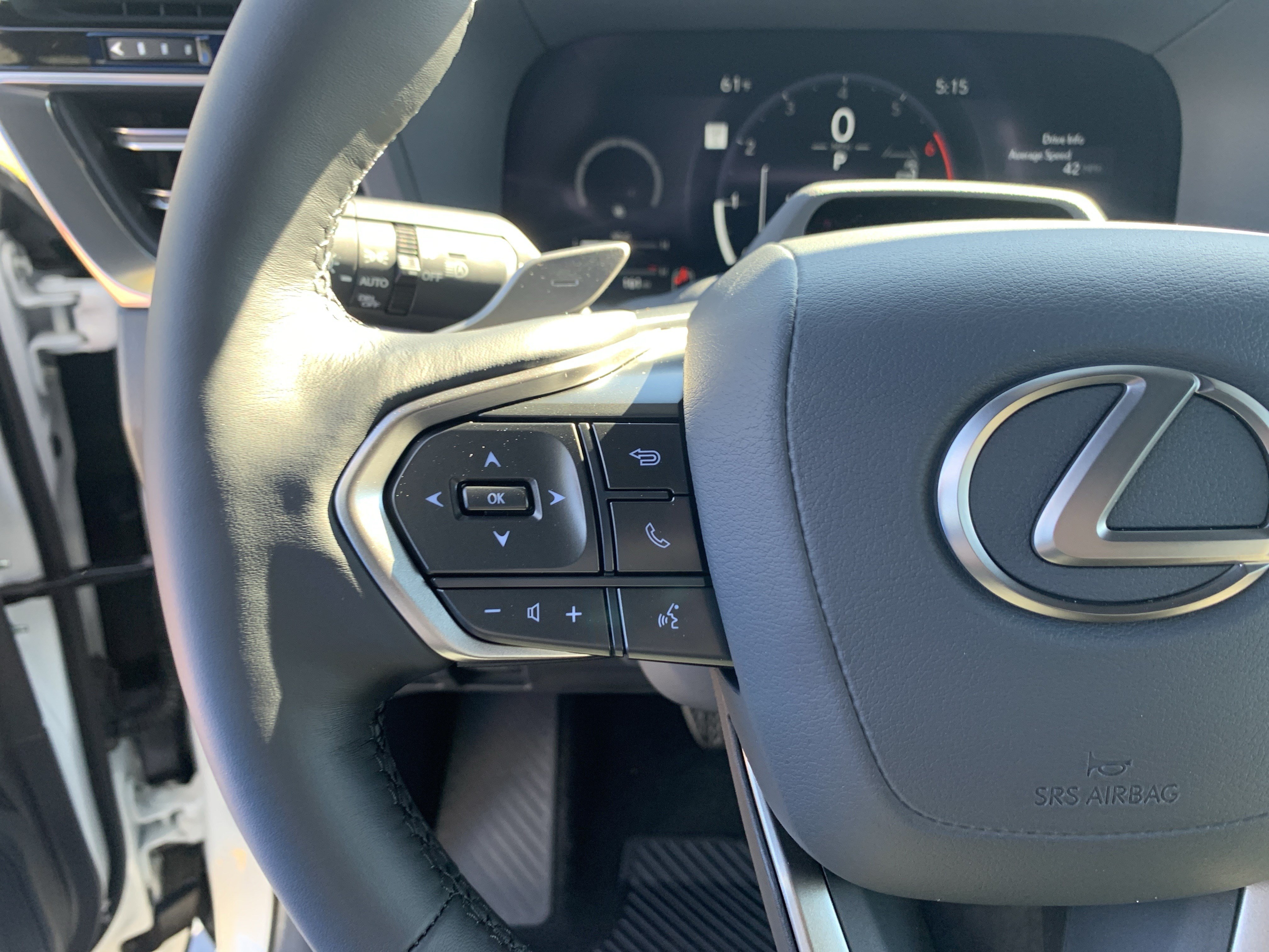 Used 2026 Lexus GX 550 w/ Accessory Package (2T) AWD/4WD image 19