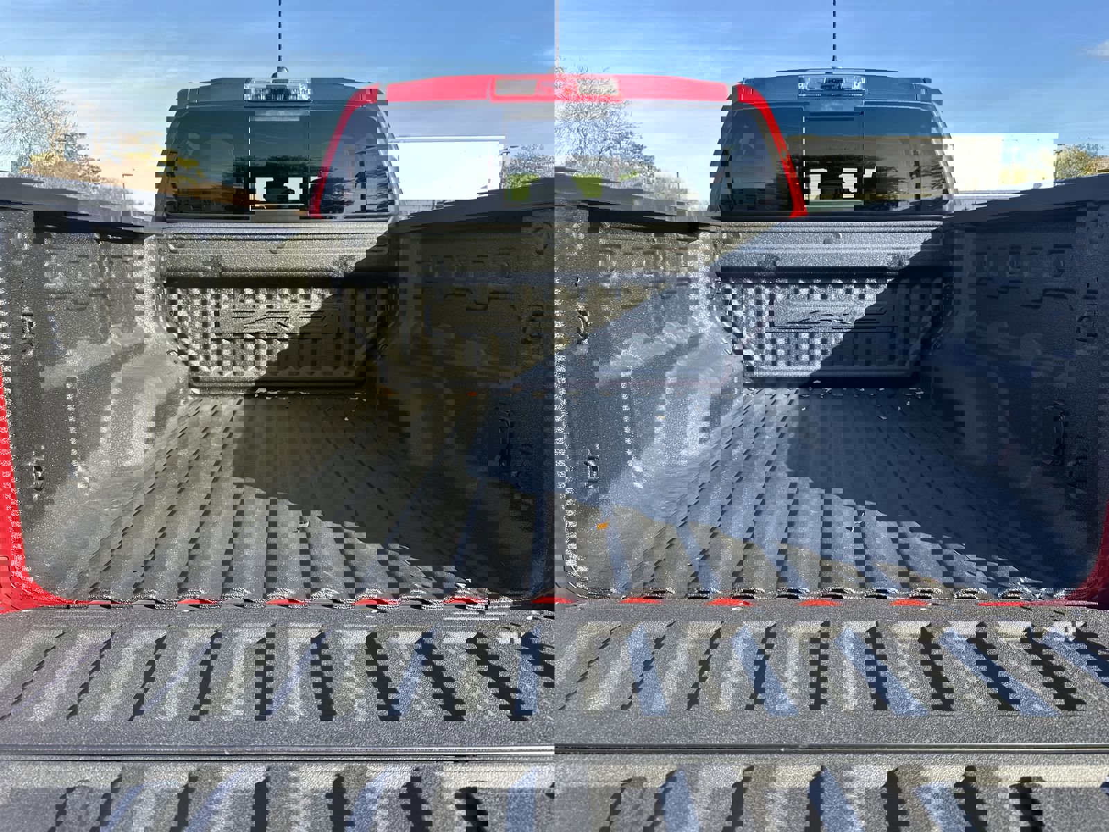 Certified 2024 Chevrolet Colorado ZR2 w/ Technology Package image 32