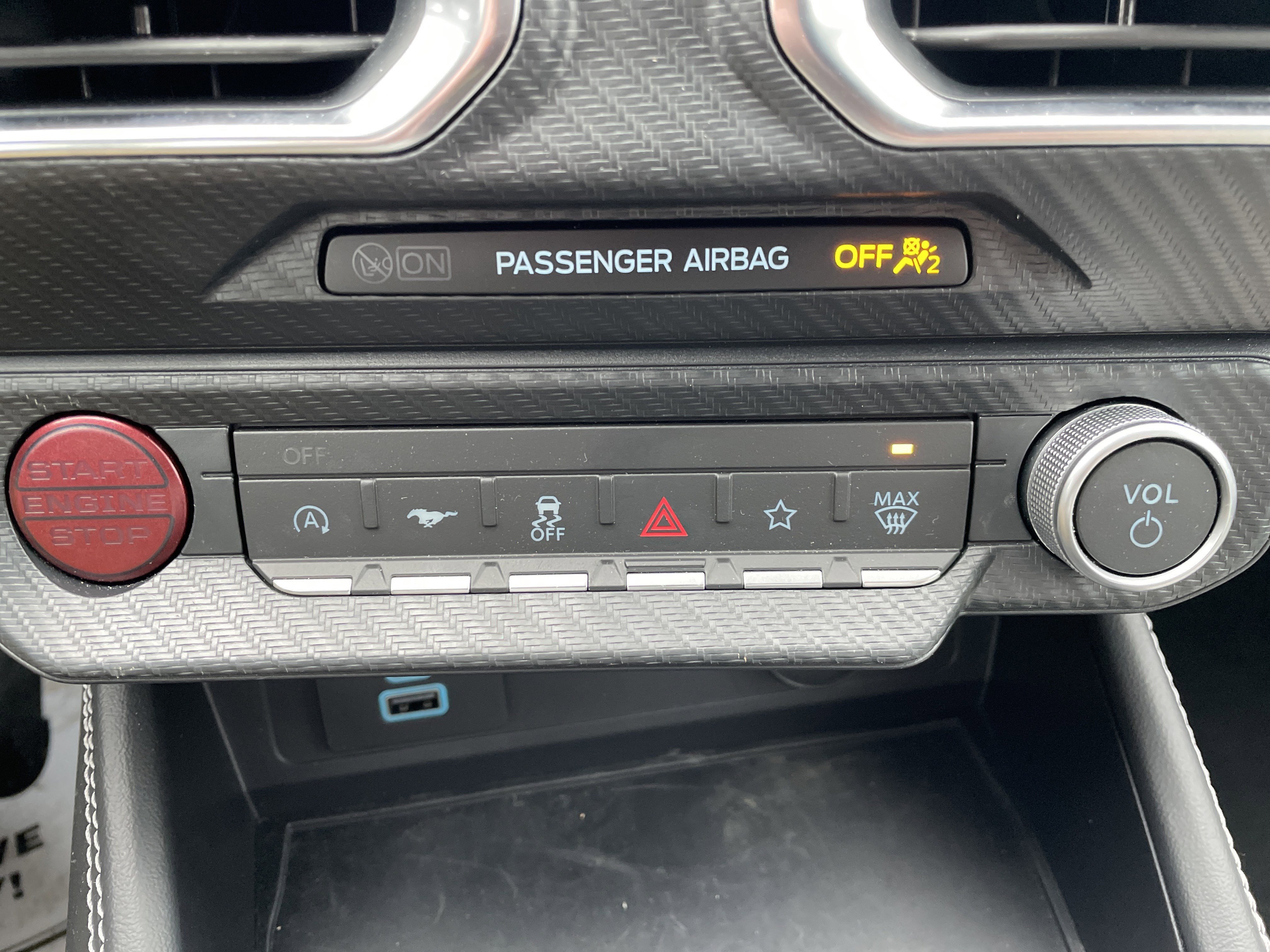 Used 2025 Ford Mustang GT Premium image 16