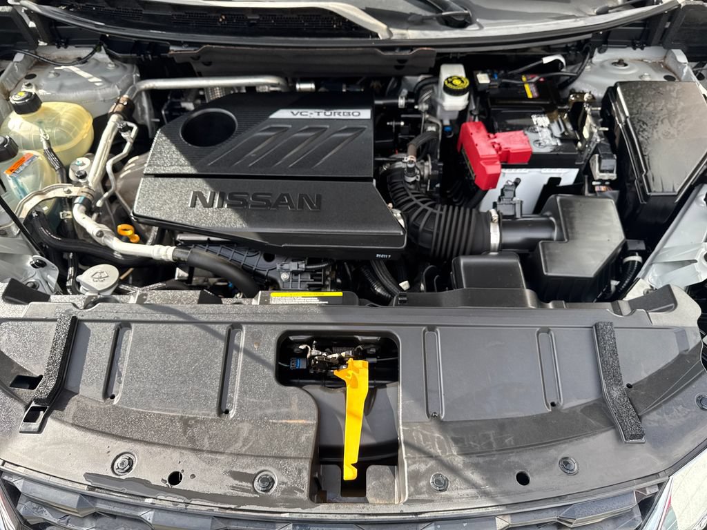 Used 2022 Nissan Rogue SV AWD/4WD image 22