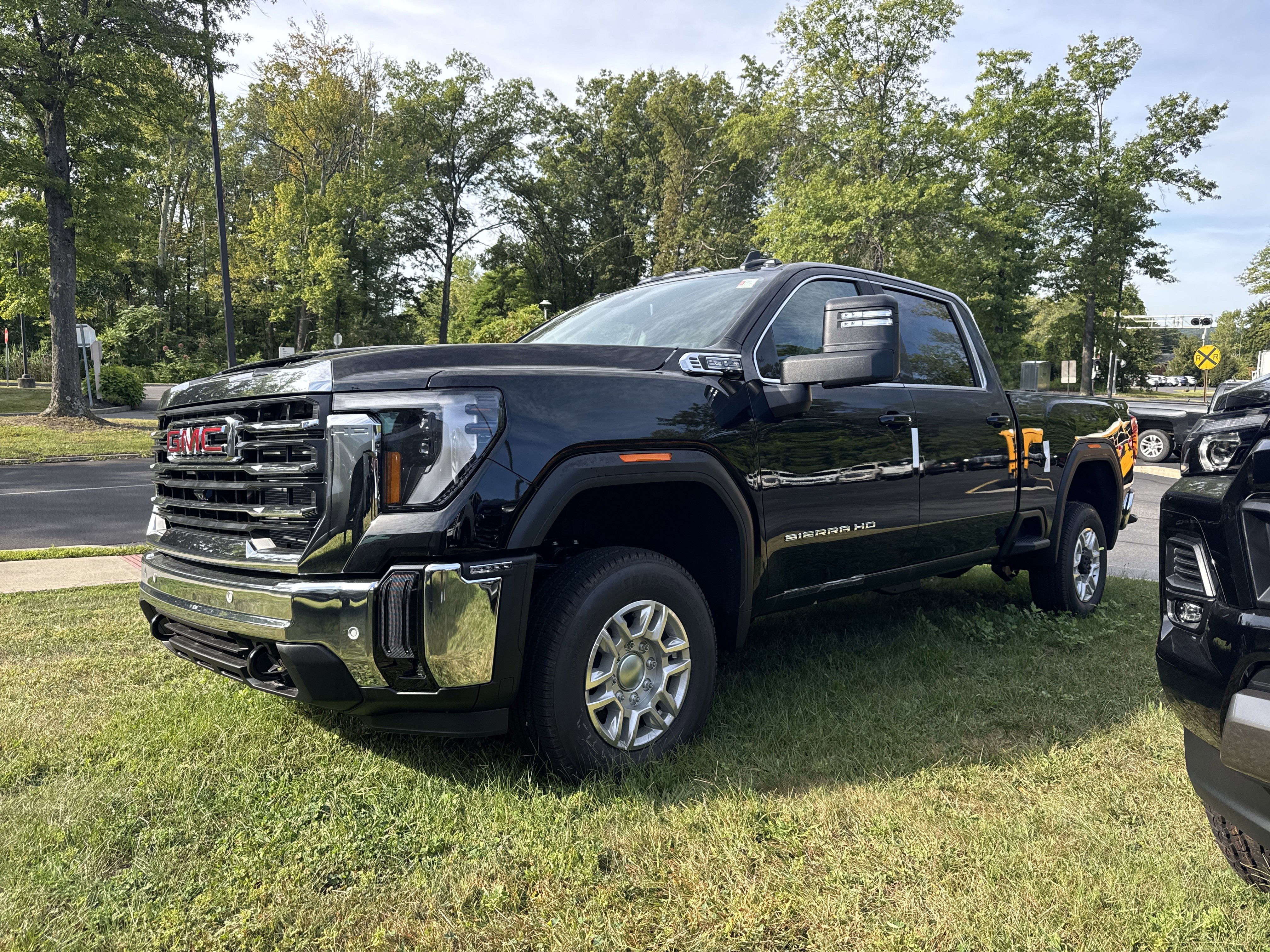 New 2025 GMC Sierra 2500 SLE w/ SLE Value Package;