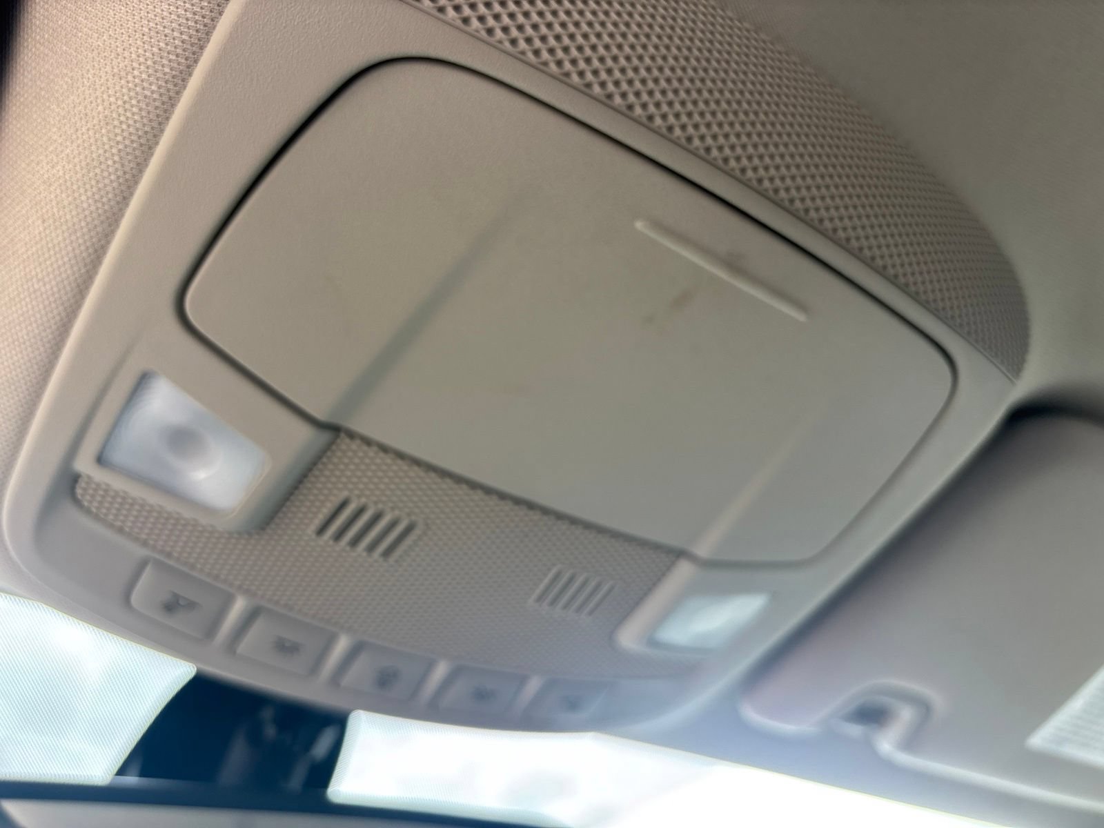 Used 2019 Ford Fusion Energi Titanium FWD image 19