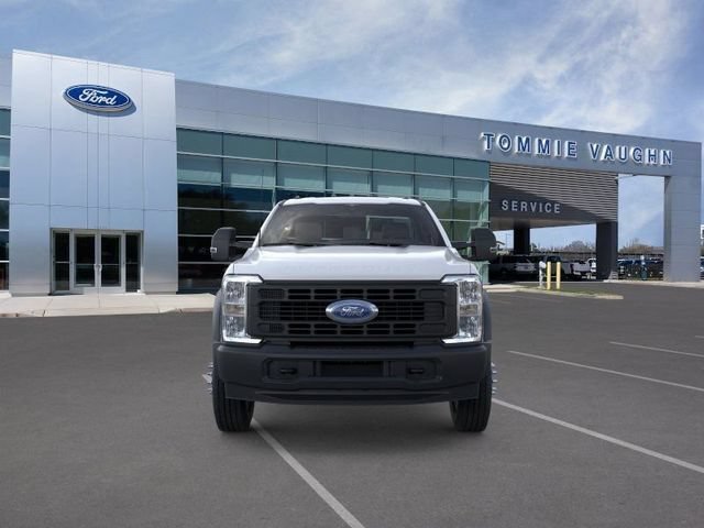 New 2025 Ford F600 2WD Regular Cab Super Duty image 6