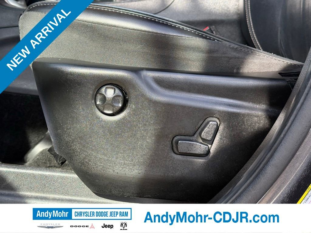 Used 2014 Jeep Grand Cherokee Limited image 16