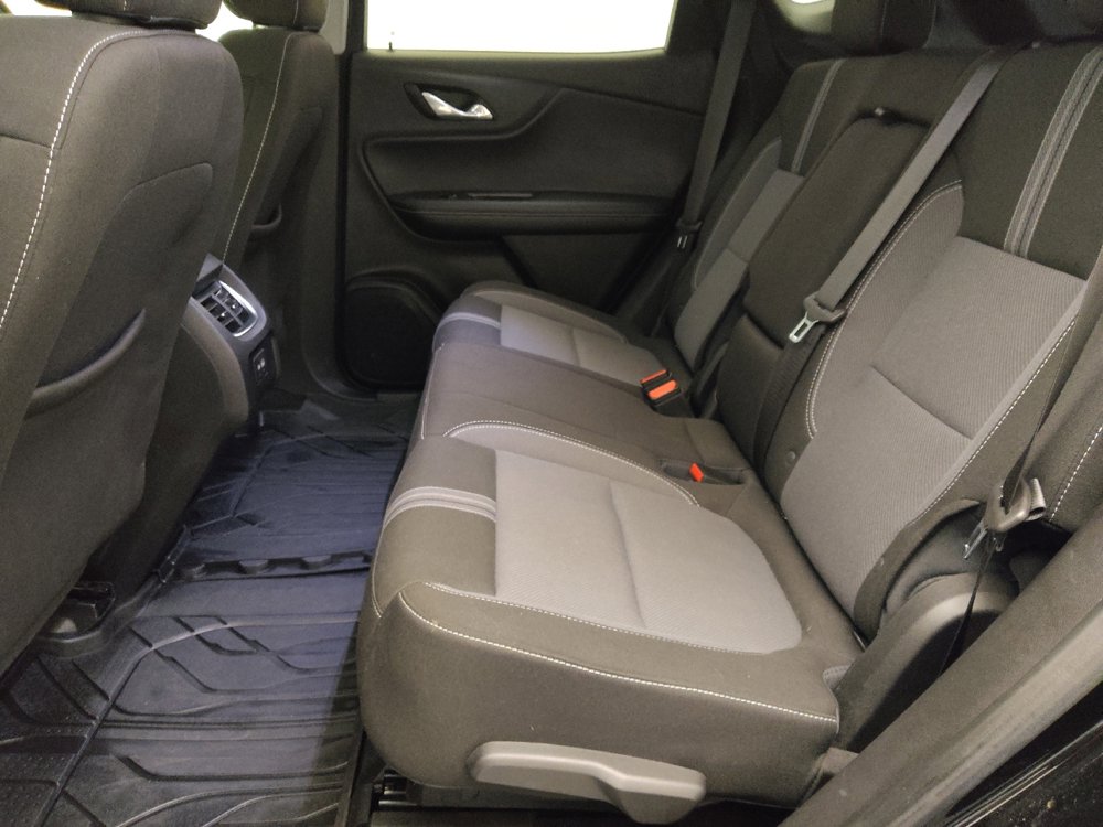 Used 2024 Chevrolet Blazer LT w/ Convenience Package FWD image 18